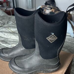 Muck Boot Company Black Boots. Kids 3.